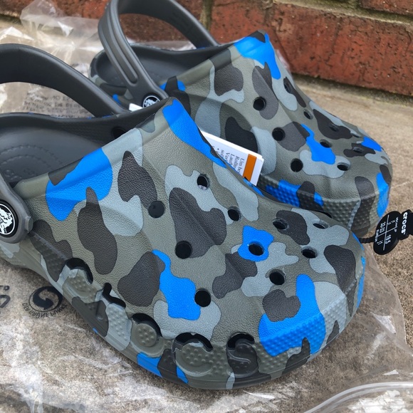 New Crocs Boys Kids’ Baya Clog Blue/Grey Camo - Picture 7 of 11